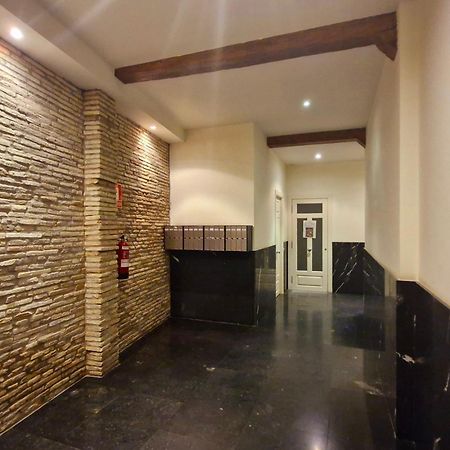 Lux Wood Loft With Air Con & Lift Διαμέρισμα Λογκρόνο Εξωτερικό φωτογραφία