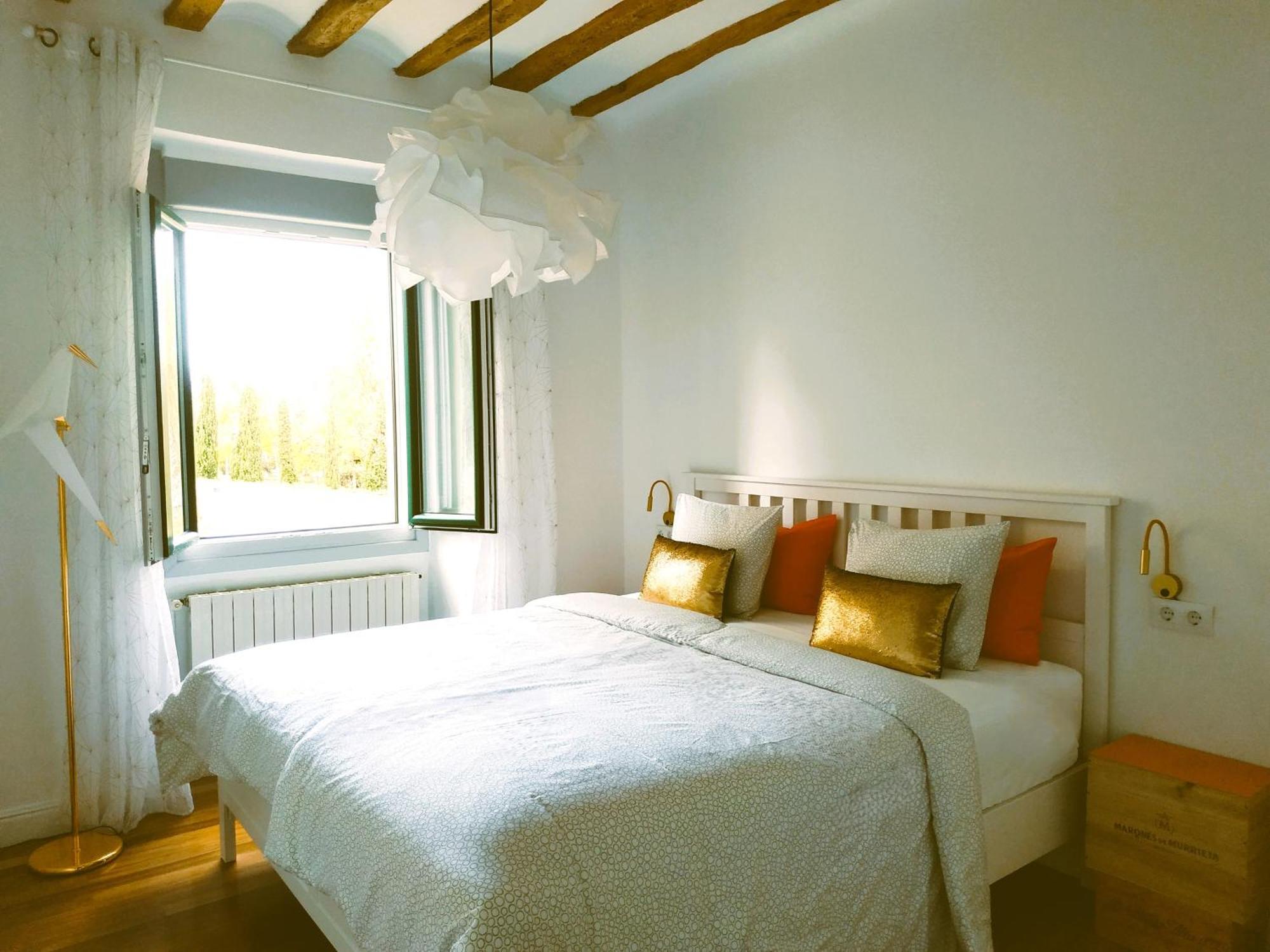 Lux Wood Loft With Air Con & Lift Διαμέρισμα Λογκρόνο Εξωτερικό φωτογραφία